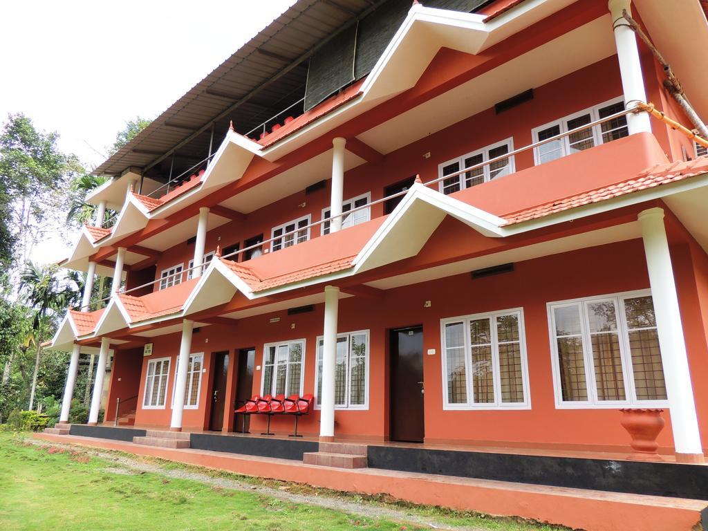 Sunbird Garden Resort Krishnagiri Dış mekan fotoğraf