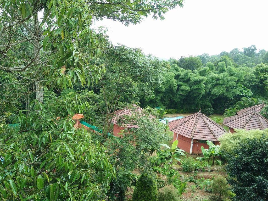 Sunbird Garden Resort Krishnagiri Dış mekan fotoğraf